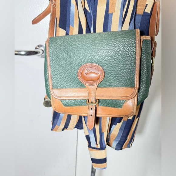 Dooney & Bourke Green and Tan Crossbody Bag - Picture 2 of 15